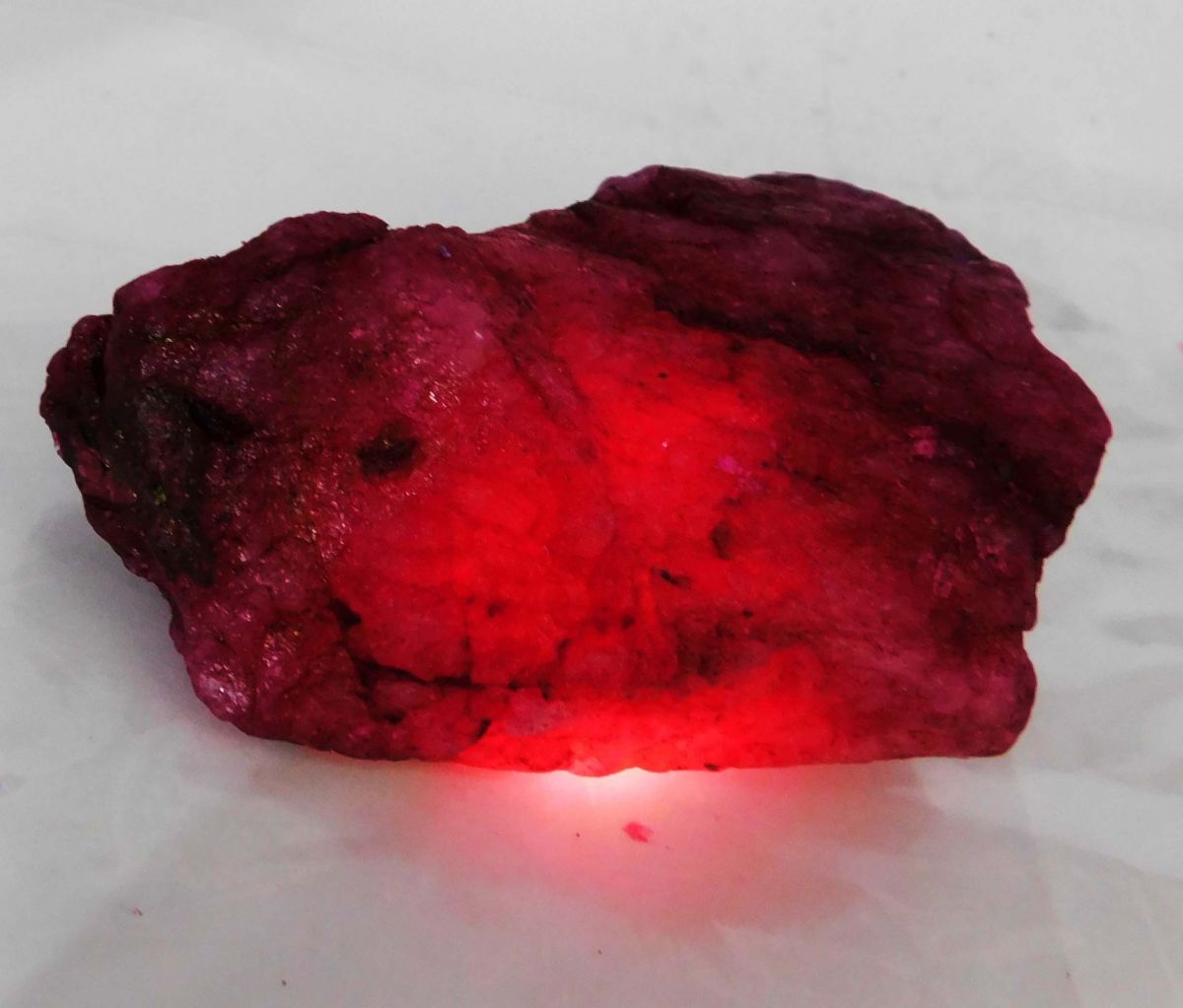 Red Ruby Huge Rough CERTIFIED 1085 Carat Natural Earth Mined Loose Gemstone