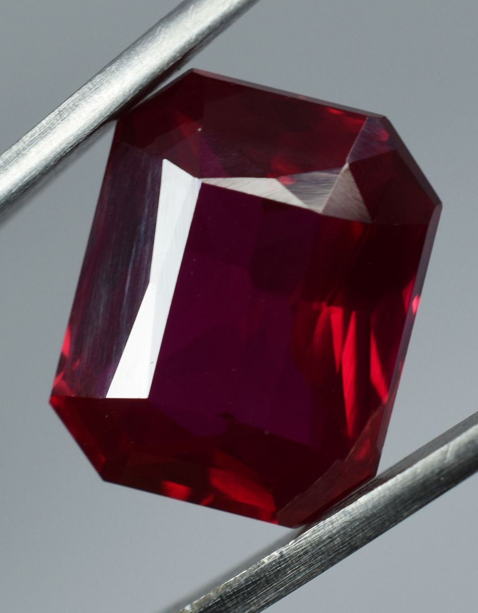 10.30 Ct CERTIFIED Loose Gemstone Red Emerald Cut  Extremely Rare Natural Ruby