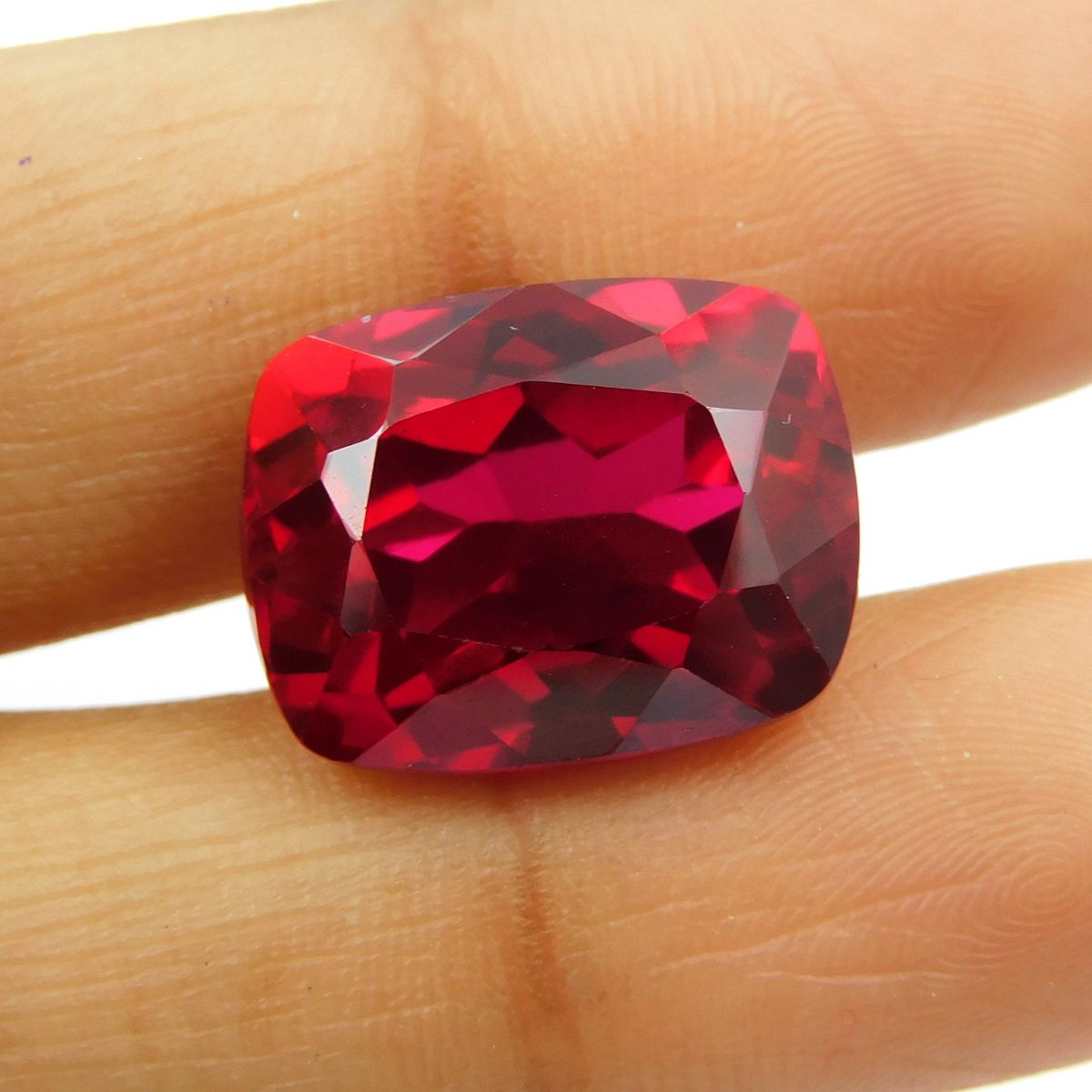 Natural Certified Loose Gemstone 19.70 Ct Bloody Red Ruby Ring Size Cushion Cut