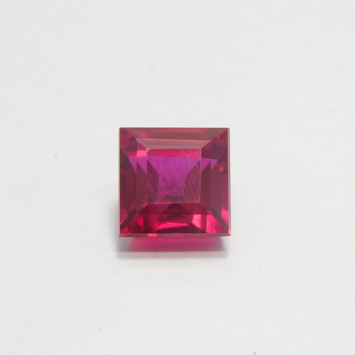 Bloody Red Ruby 4.35 Ct Natural Loose Gemstone CERTIFIED Square Cut
