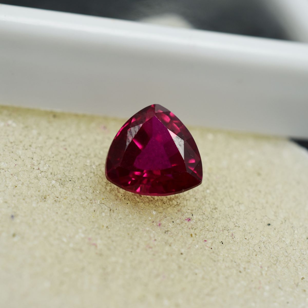 3.45 Ct Trillion Cut Pink Ruby Natural CERTIFIED Loose Gemstone For Ring