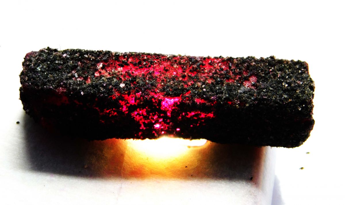 77 Carat Dyed Rough Natural Red Ruby Uncut Rough Loose Gemstone CERTIFIED