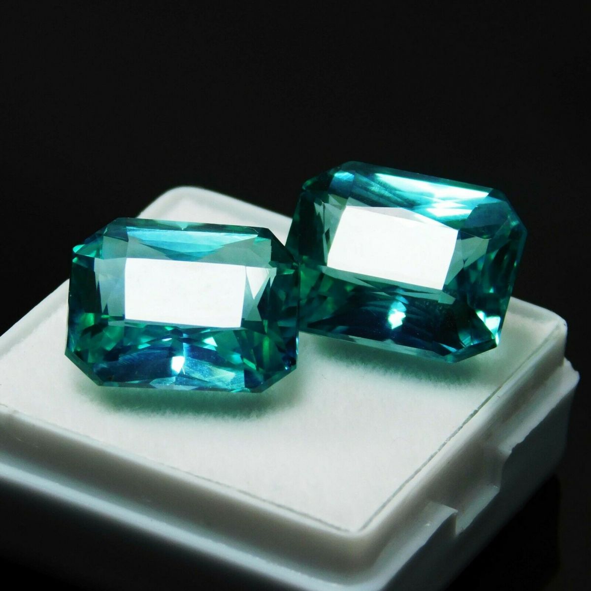 20.10 Ct Natural Montana Sapphire Gemstone CERTIFIED Green Emerald Cut Pair