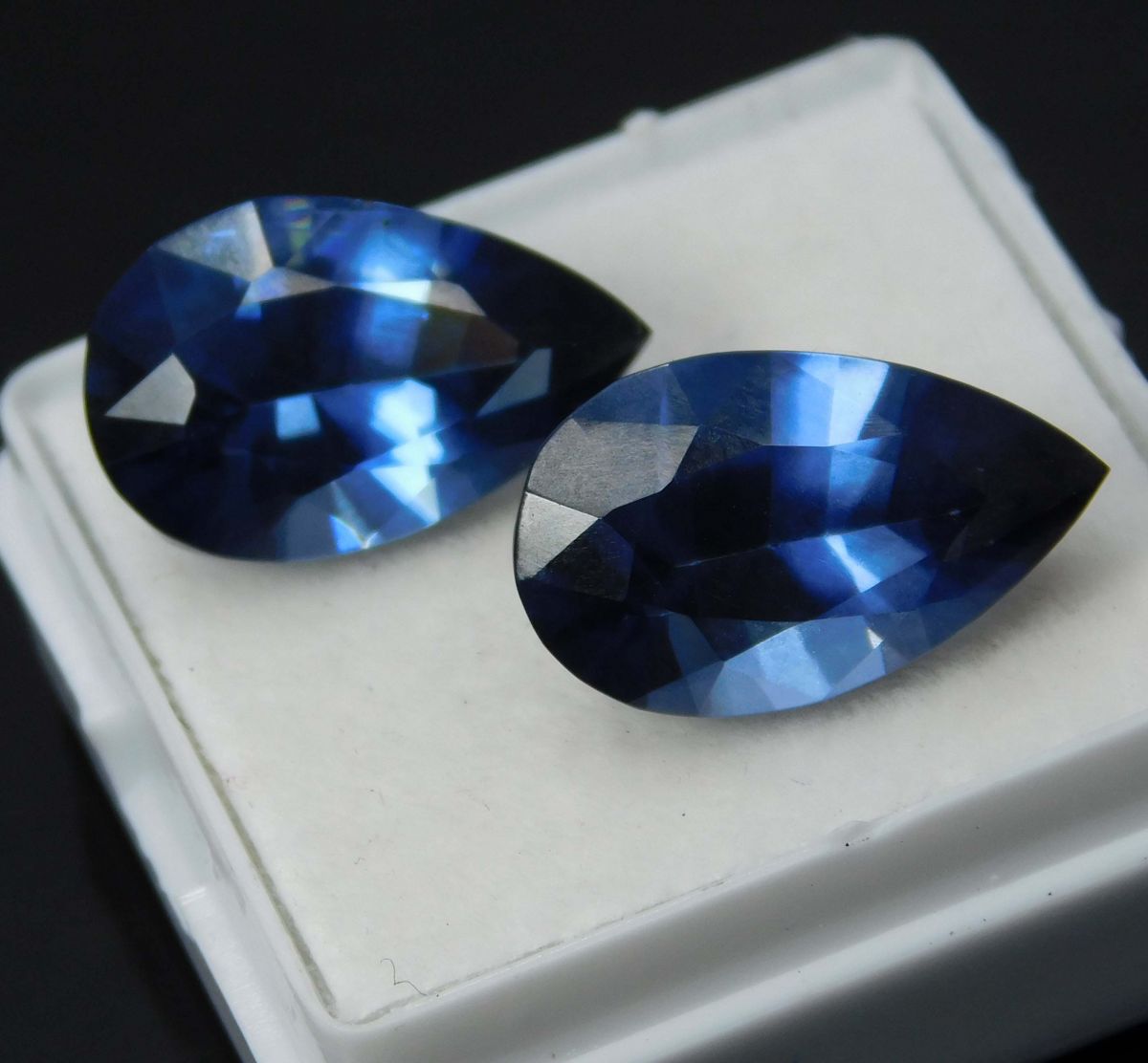 18 Ct Pear Cut Natural Blue Sapphire CERTIFIED Loose Gemstone Pair Earring Size