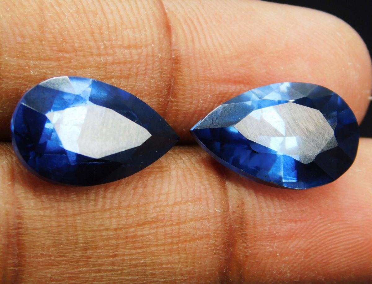 18 Ct Pear Cut Natural Blue Sapphire CERTIFIED Loose Gemstone Pair Earring Size