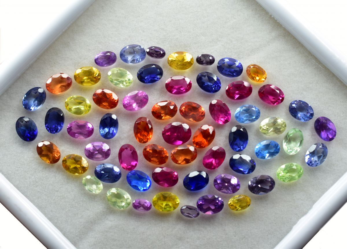 Untreated Sapphire Oval Cut 12 Pcs 7x5 mm Natural CERTIFIED Gemstone Lot