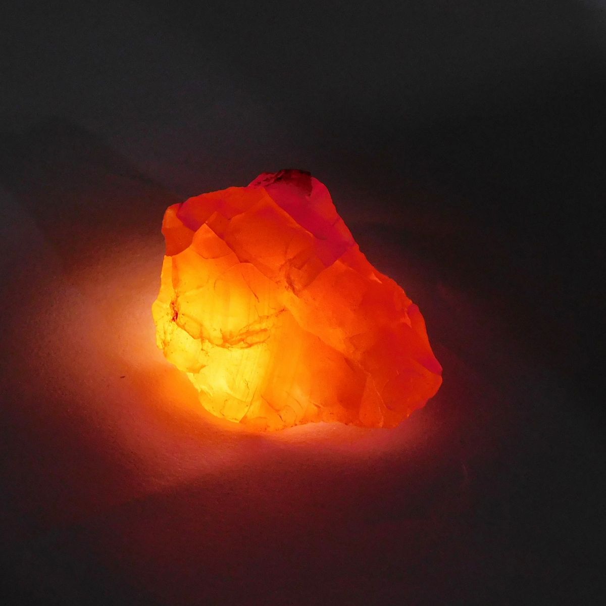 Orange Sapphire 91.6 Ct Earth Mined Natural Uncut Rough Loose Gemstone CERTIFIED