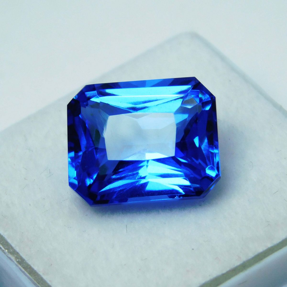 Natural Royal Blue Sapphire 10.45 Ct Emerald Cut CERTIFIED Loose Gemstone