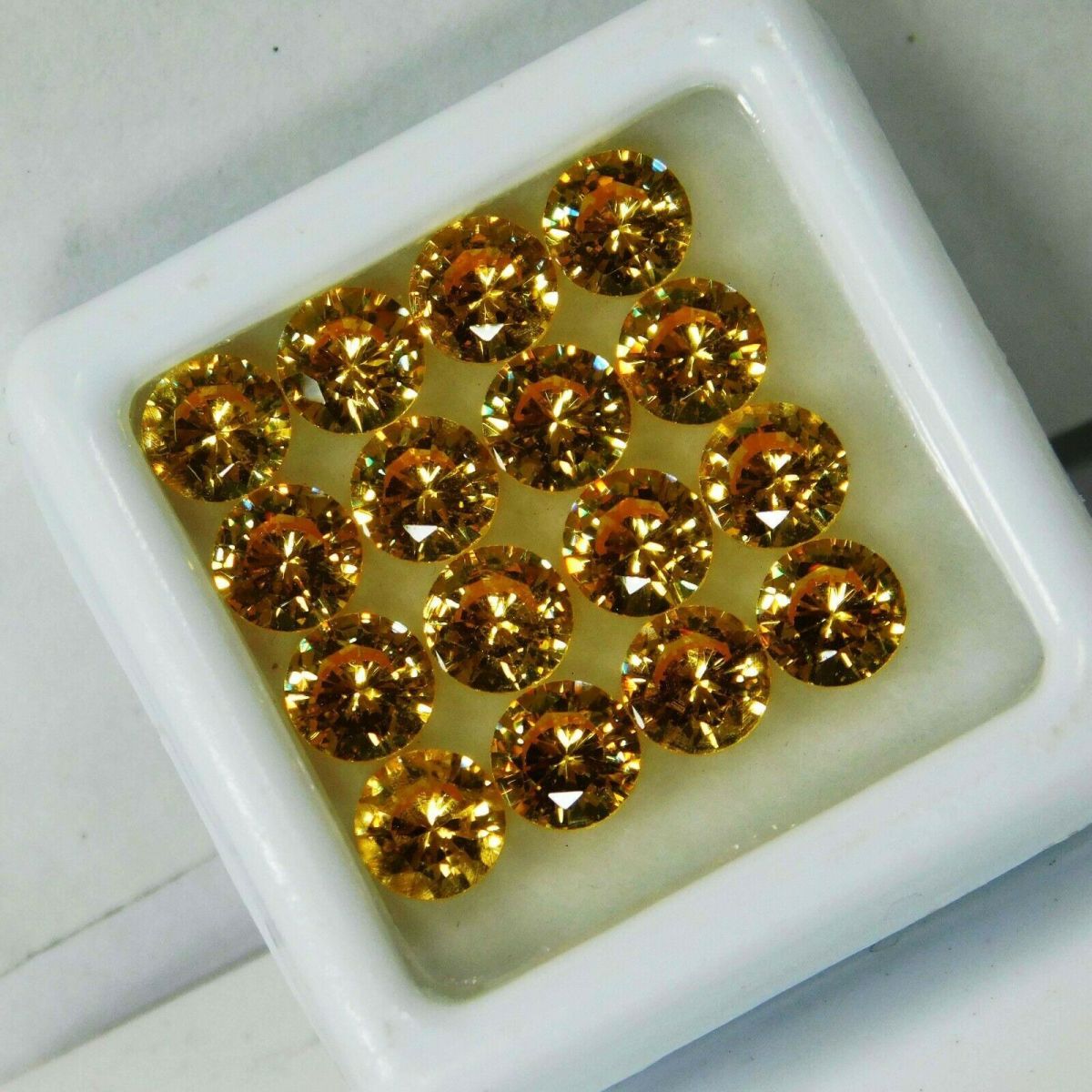 Sapphire YELLOW 24 Pcs NATURAL Round Diamond Cut Loose Gemstone 5 MM Lot.