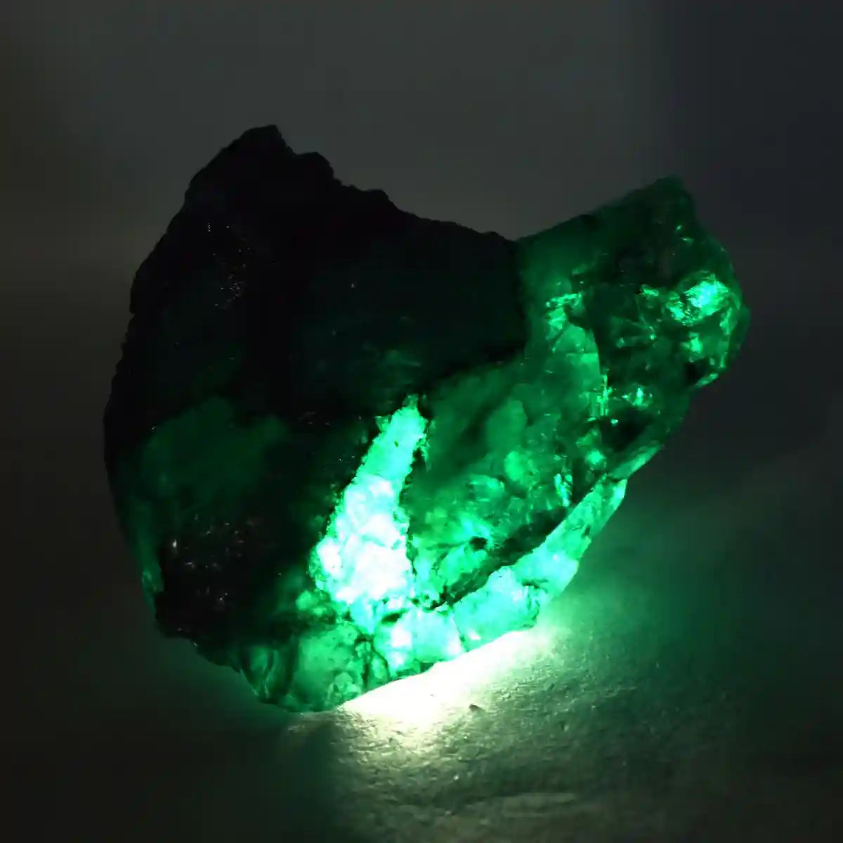 200 carats of emerald price
