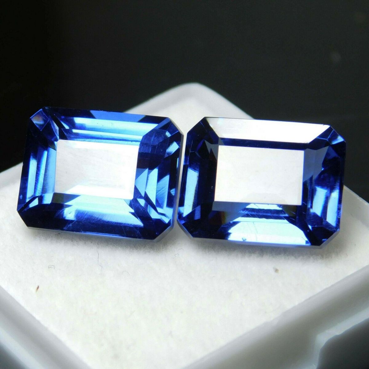 16 Carat CERTIFIED Loose Gemstone Natural Blue Tanzanite Emerald Cut Pair