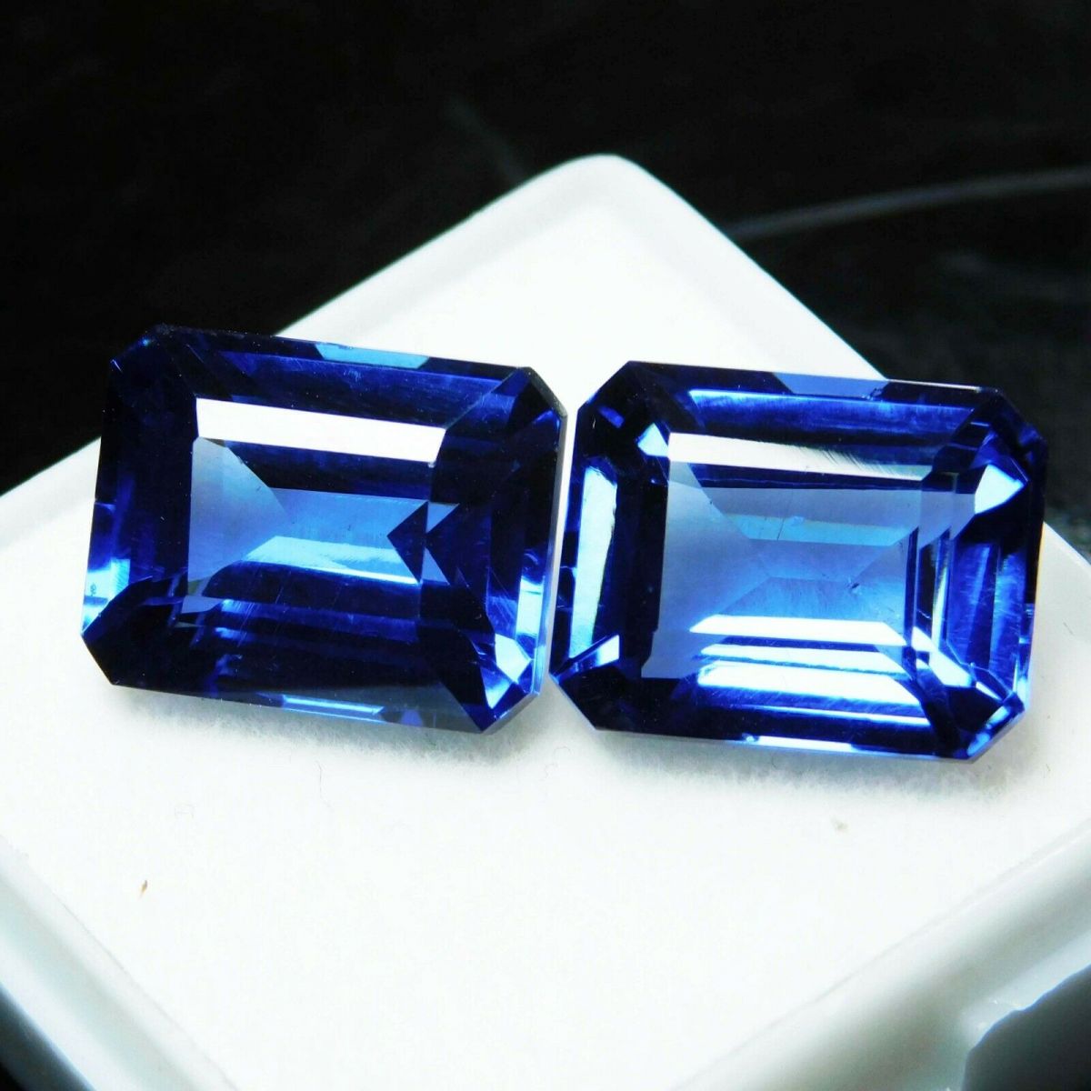 16 Carat CERTIFIED Loose Gemstone Natural Blue Tanzanite Emerald Cut Pair