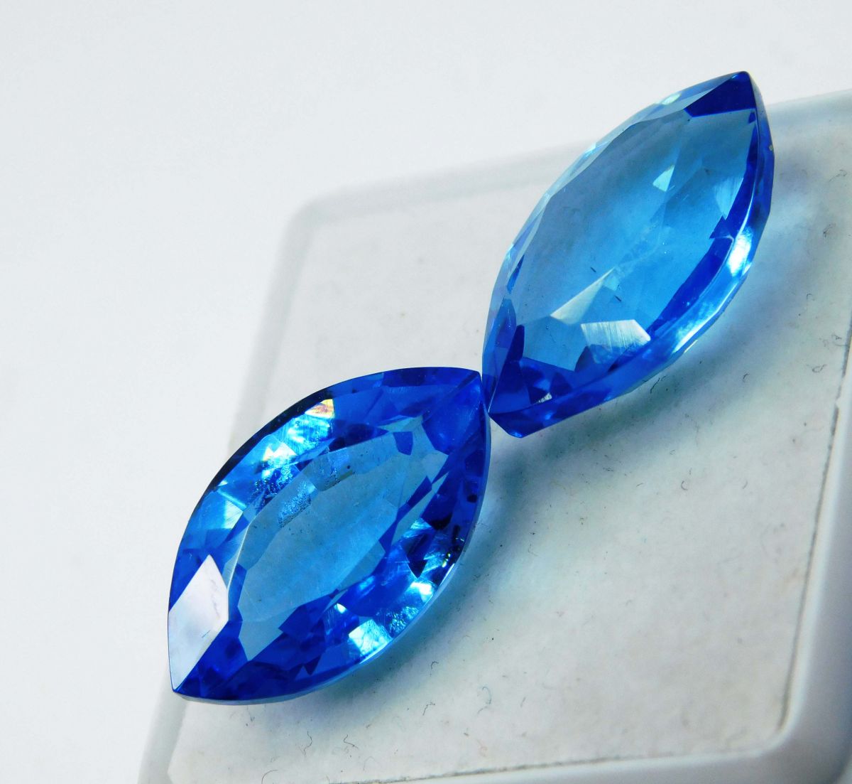 Natural Sapphire 18.40 Ct Pair Loose Gemstone Marquise Cut CERTIFIED Blue Color