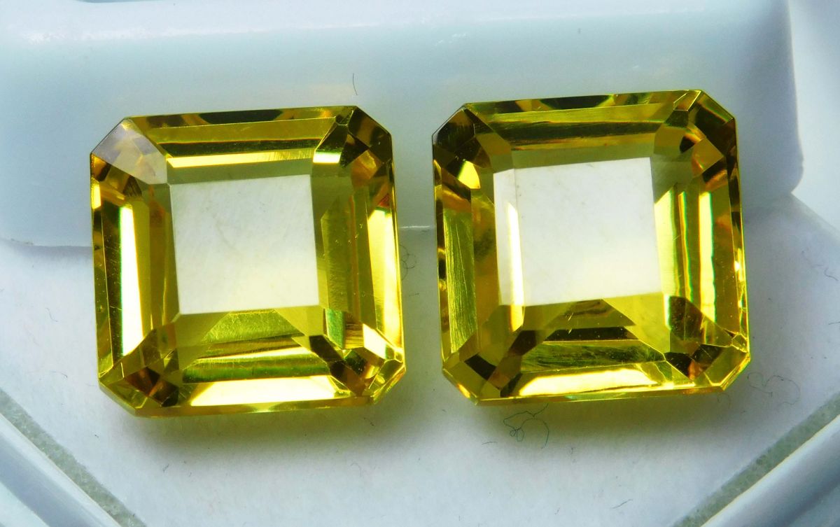 Square Shape CERTIFIED 20 Ct Natural Yellow Sapphire Loose Gemstone Pair Gems