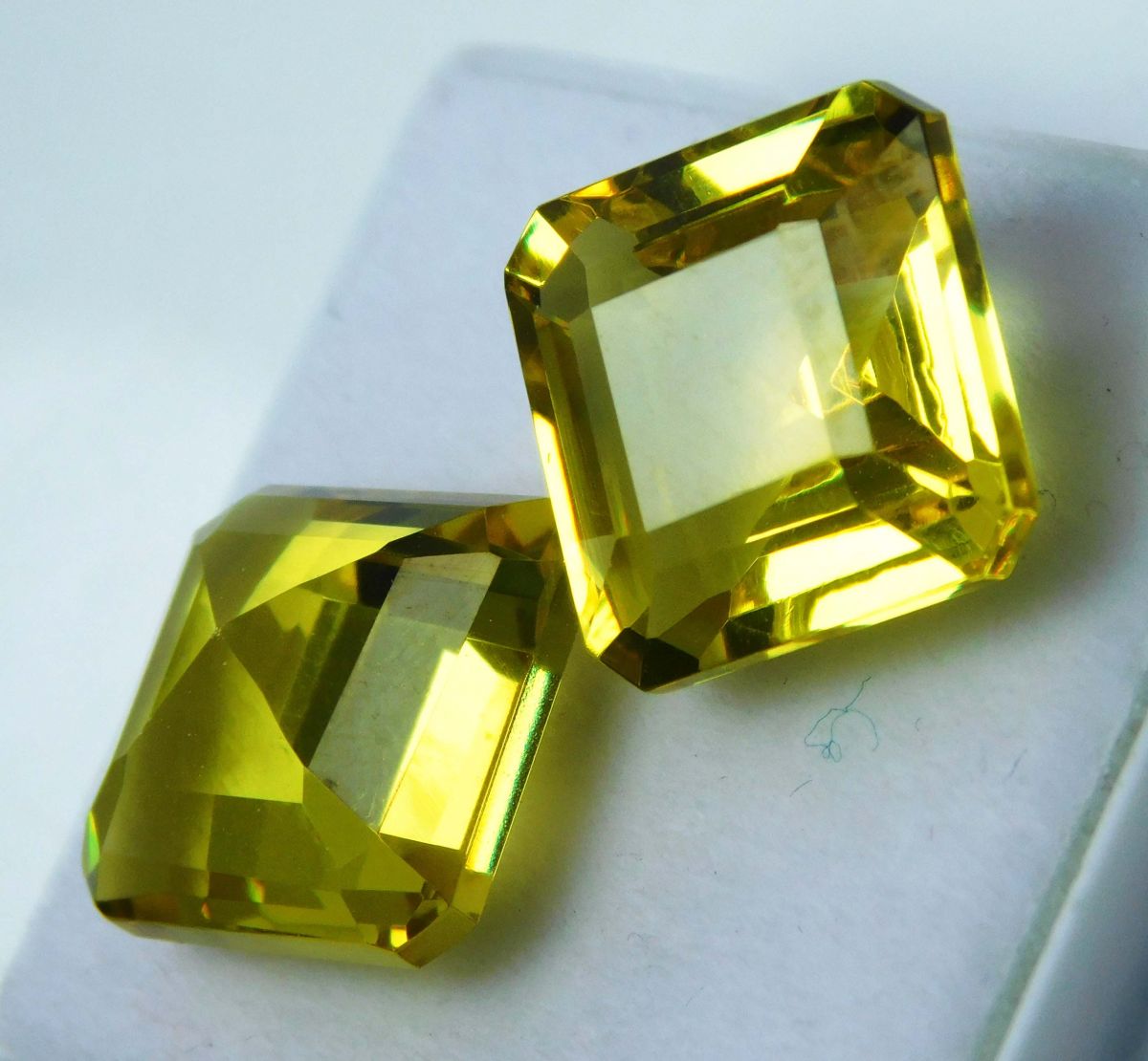 Square Shape CERTIFIED 20 Ct Natural Yellow Sapphire Loose Gemstone Pair Gems