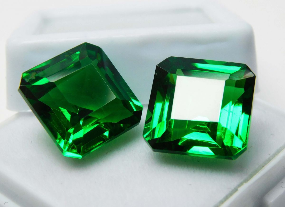 20.25 Ct Pair CERTIFIED Natural Tsavorite Garnet Square Cut Green Loose Gemstone