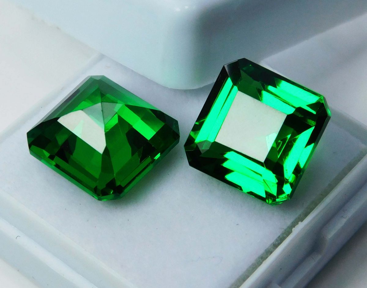 20.25 Ct Pair CERTIFIED Natural Tsavorite Garnet Square Cut Green Loose Gemstone