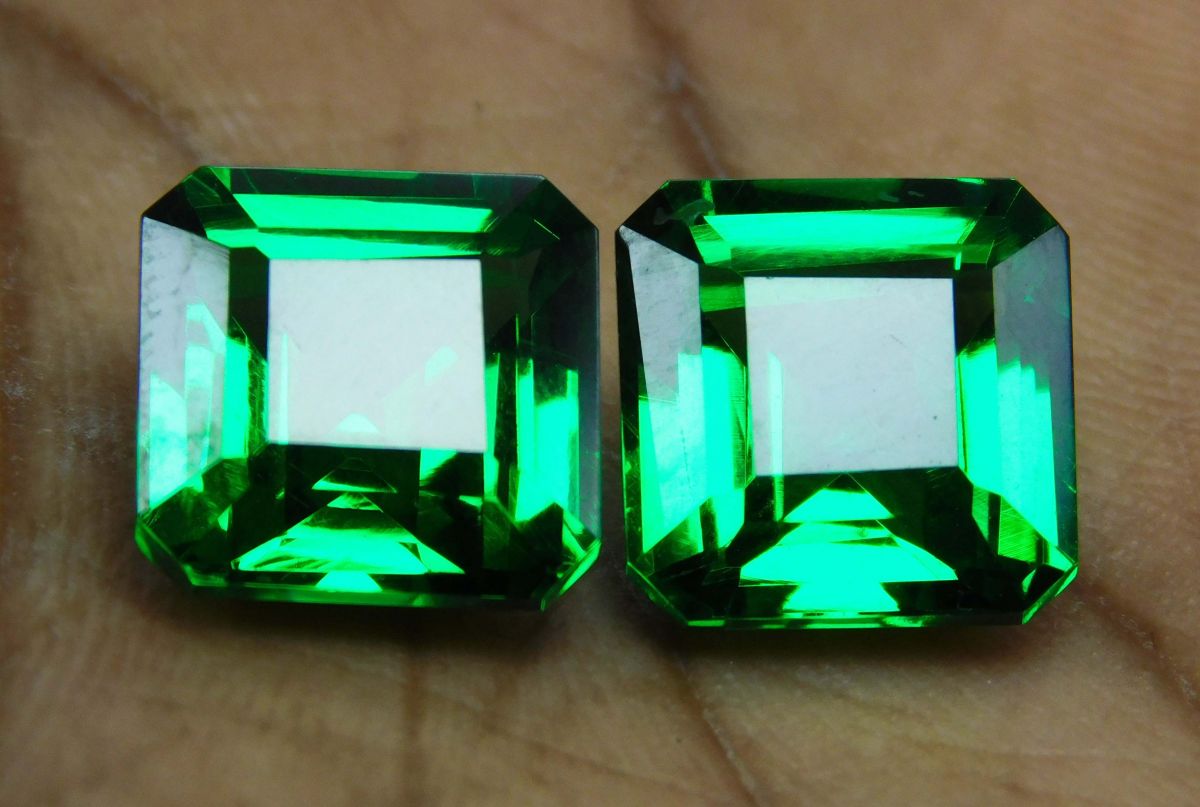 20.25 Ct Pair CERTIFIED Natural Tsavorite Garnet Square Cut Green Loose Gemstone