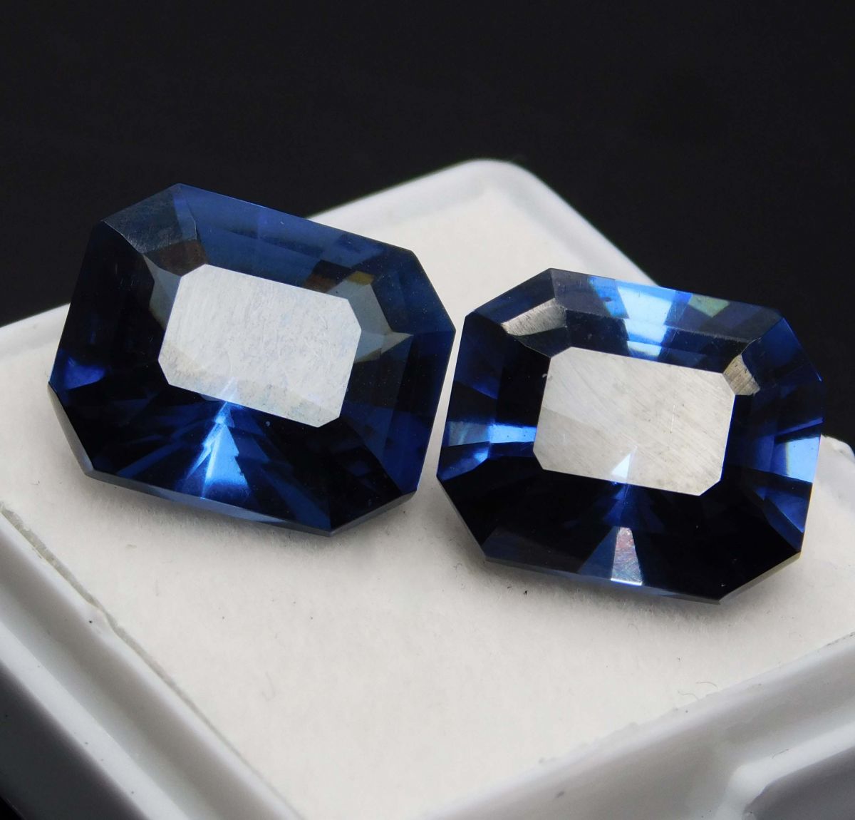 Natural Blue Sapphire Emerald Cut 21.35 Ct CERTIFIED Loose Gemstone Pair