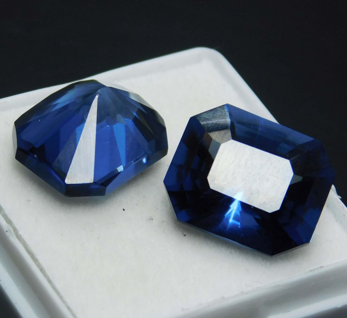 Natural Blue Sapphire Emerald Cut 21.35 Ct CERTIFIED Loose Gemstone Pair