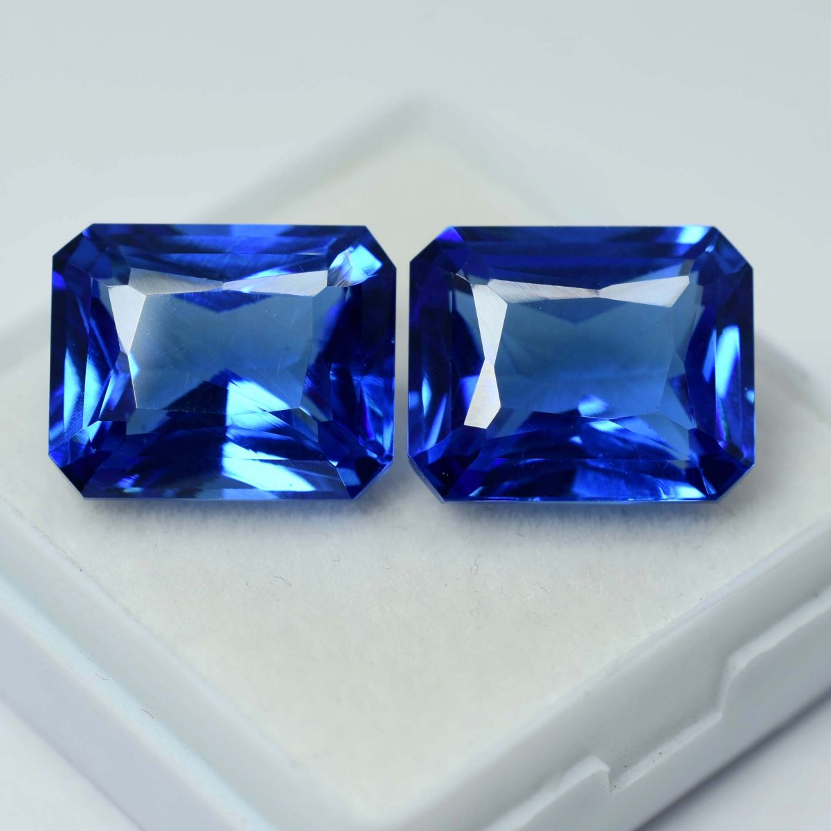 16.34 Ct Natural CERTIFIED Blue Ceylon Sapphire Emerald Cut Loose Gemstone Pair