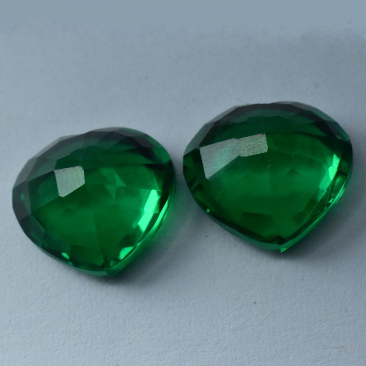 NATURAL Garnet GREEN Heart Shape 20.1 Ct CERTIFIED Loose Gemstone Pair