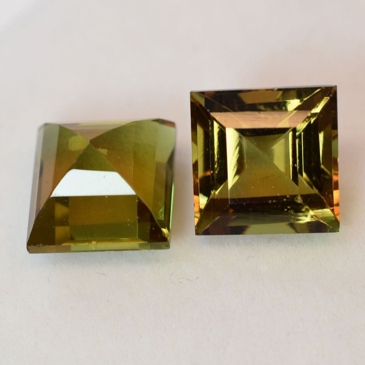 16 Ct Natural CERTIFIED Alexandrite Color Change Square Cut Pair Loose Gemstone