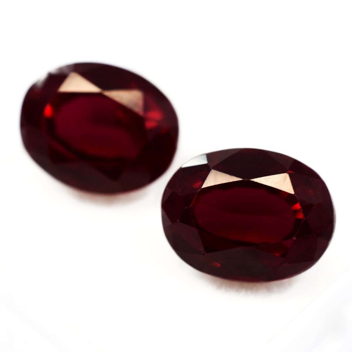AA+ Natural Red Ruby 16.00 Ct CERTIFIED Loose Gemstone Oval Fine Cutting Pair