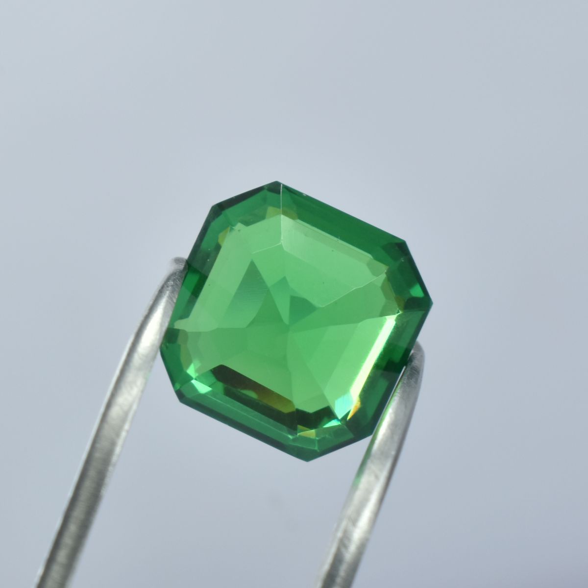 Natural Tsavorite Garnet Rare Square Cut Green 10.55 Ct CERTIFIED Loose Gemstone
