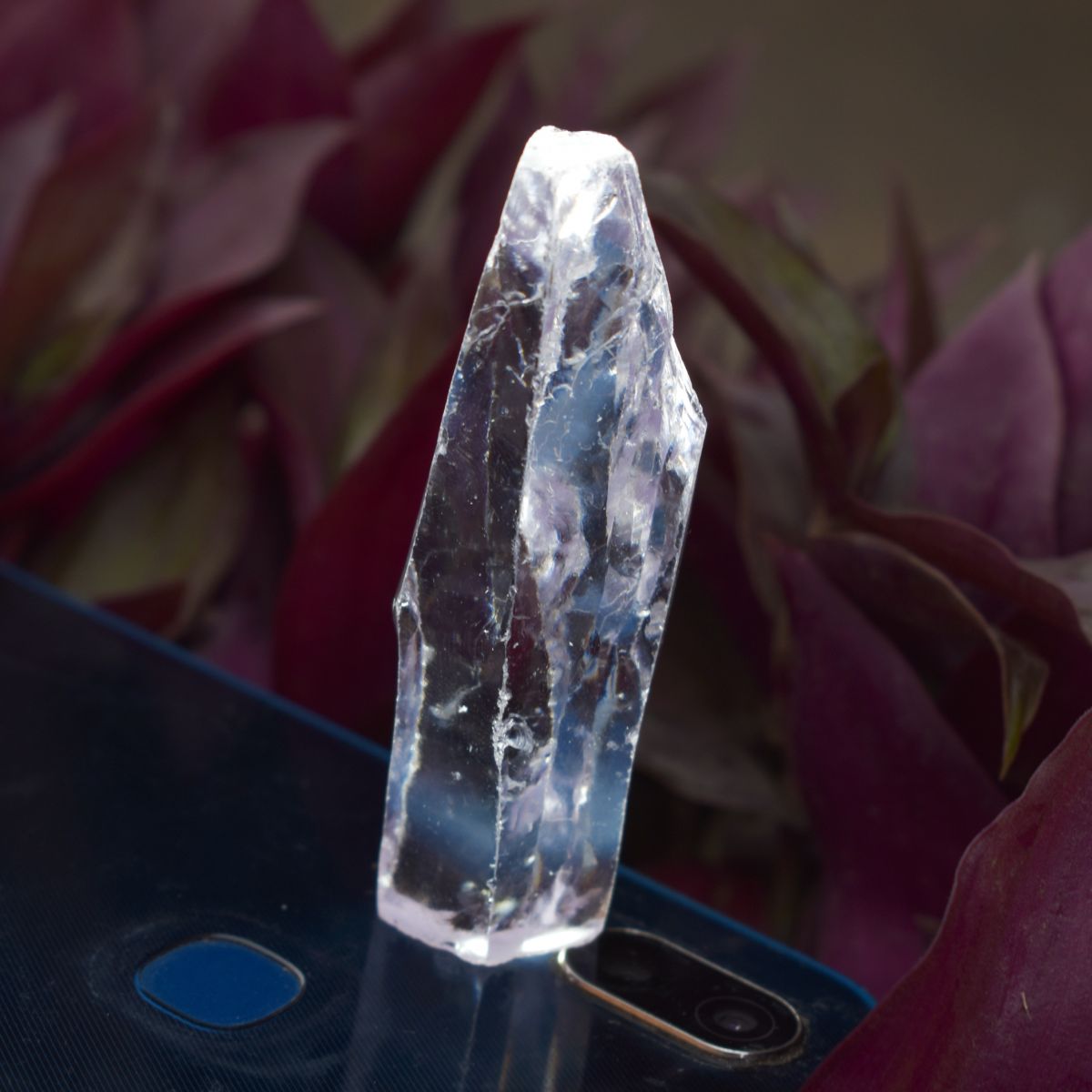 100% Top Quality 286.40 Carat Natural Uncut Shape Rough White Sapphire Rough