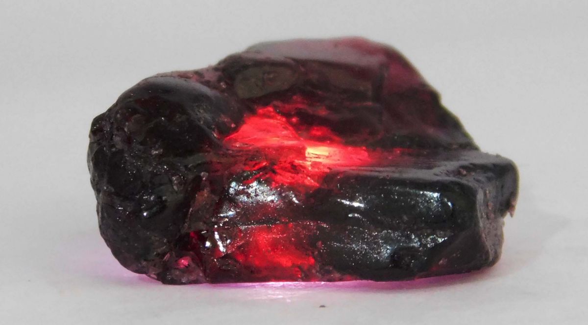 Natural Red Garnet CERTIFIED 79.30 Ct Garnet Earth Mined Rough Loose Gemstone