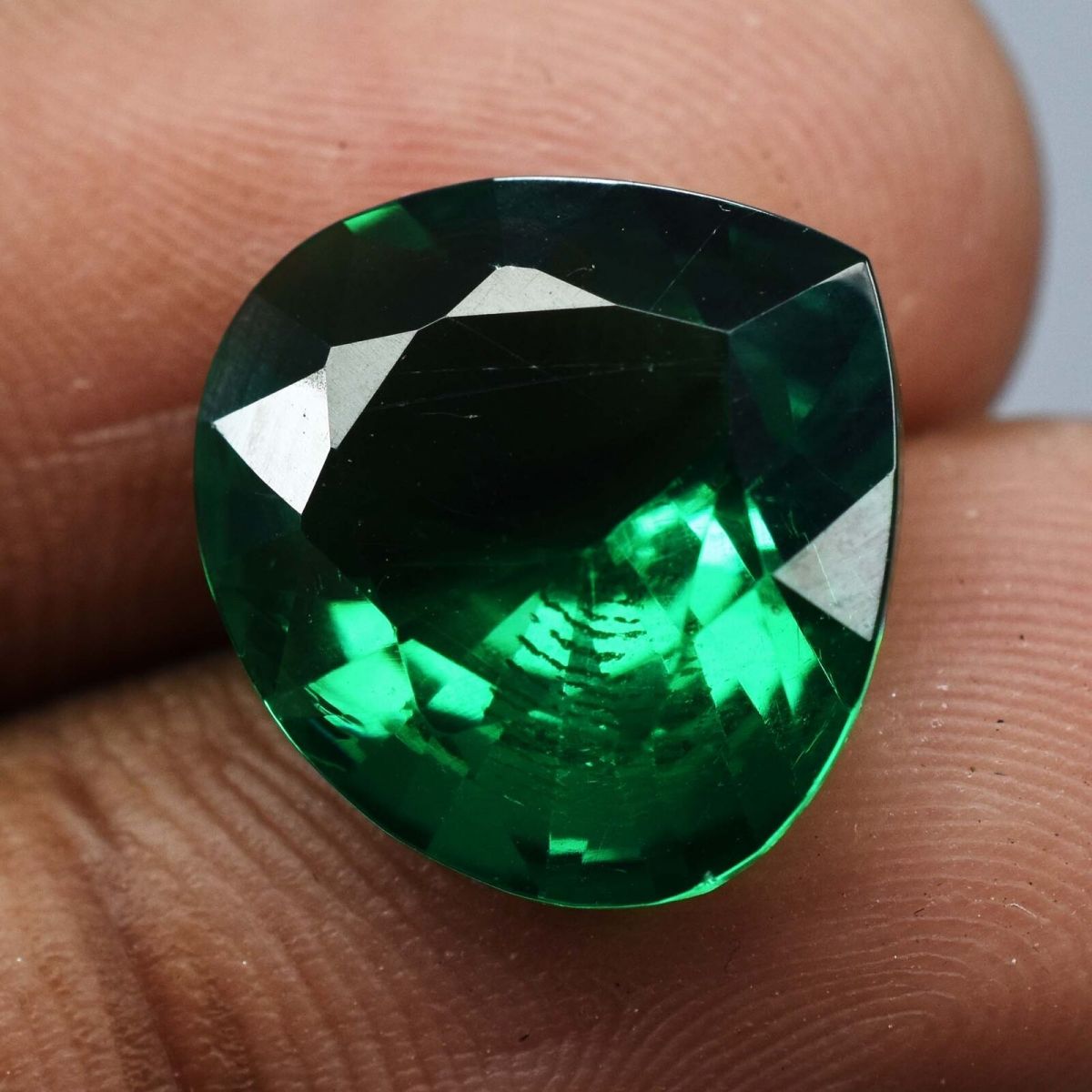 CERTIFIED  9.95 Ct Natural GREEN Garnet PEAR Shape Loose Gemstone