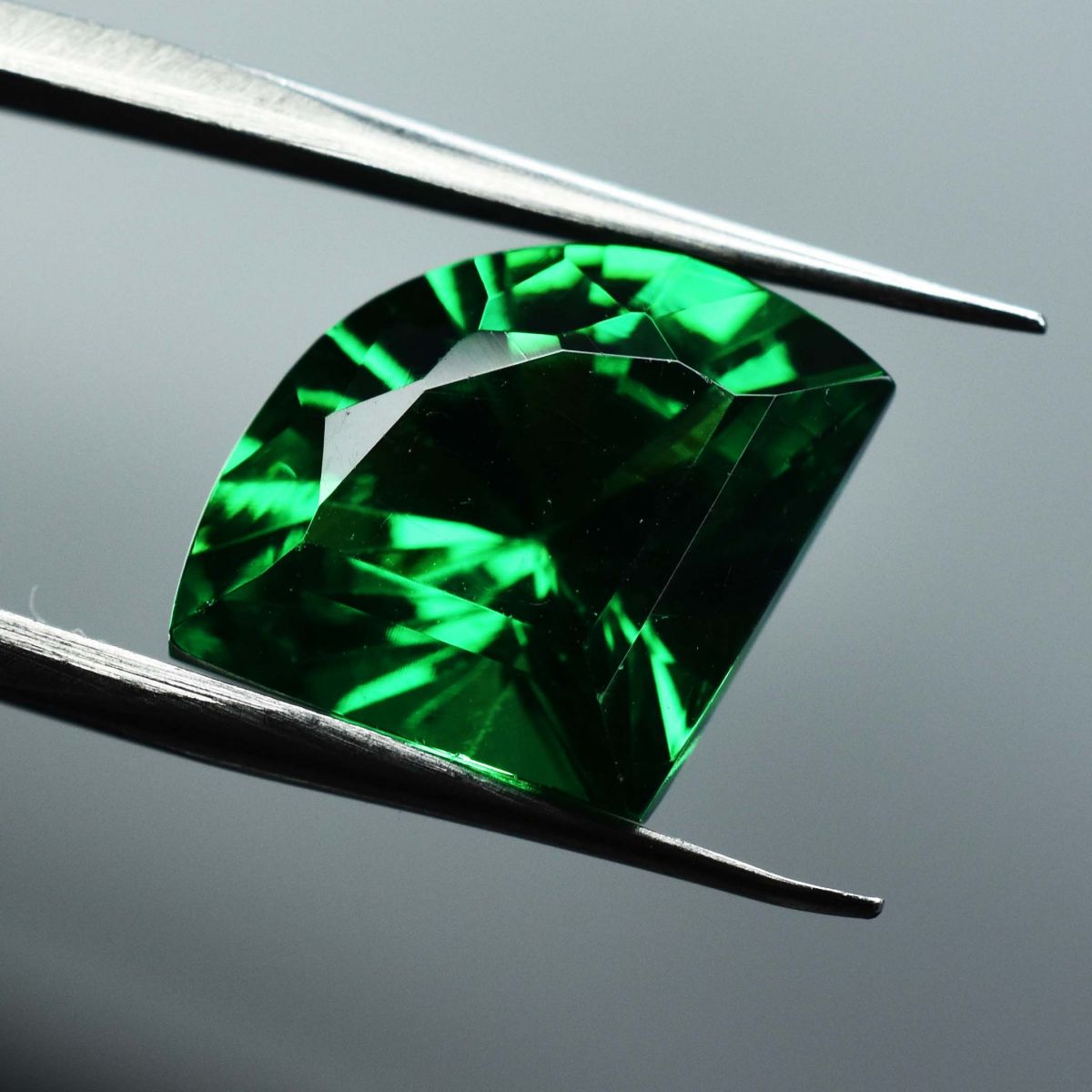 Flawless Green Garnet Natural Perfect Fancy Cut 8.10 Ct CERTIFIED Loose Gemstone