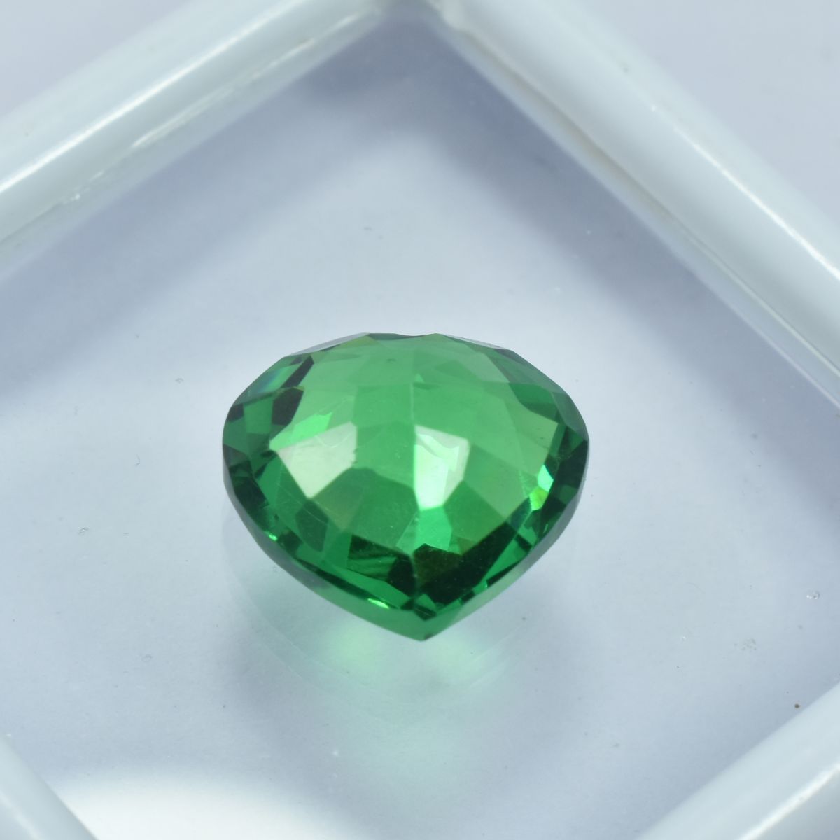 Untreated Green Garnet Best Heart Cut 10.40 Ct CERTIFIED Loose Gemstone Natural.