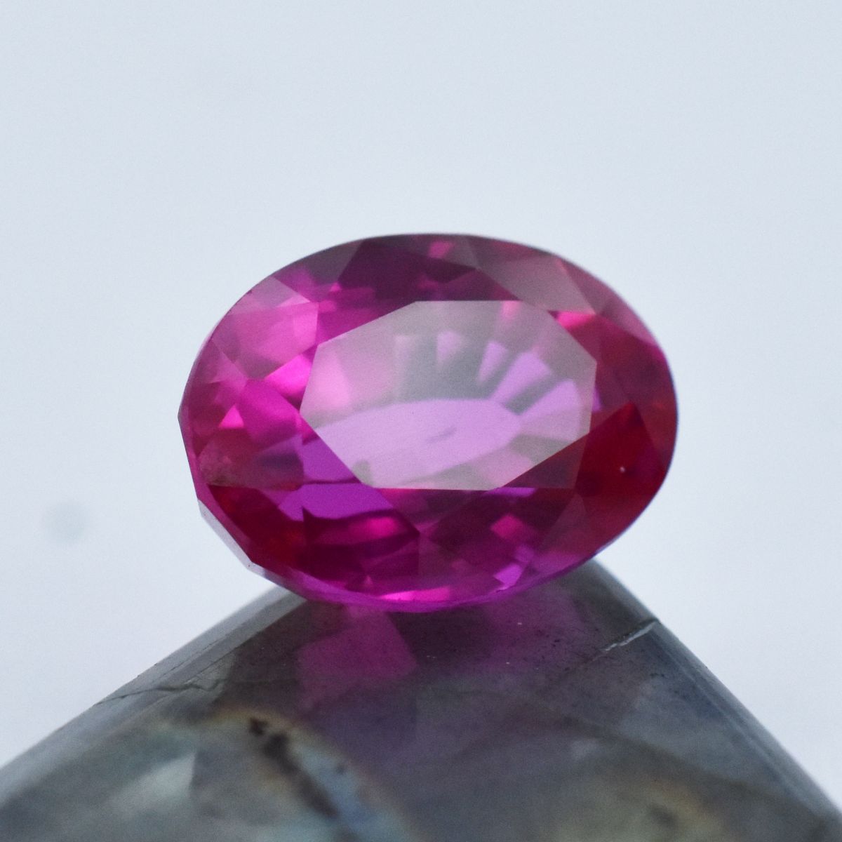 18.65 Ct Natural CERTIFIED Ceylon Sapphire Pink Oval Shape Loose Gemstone