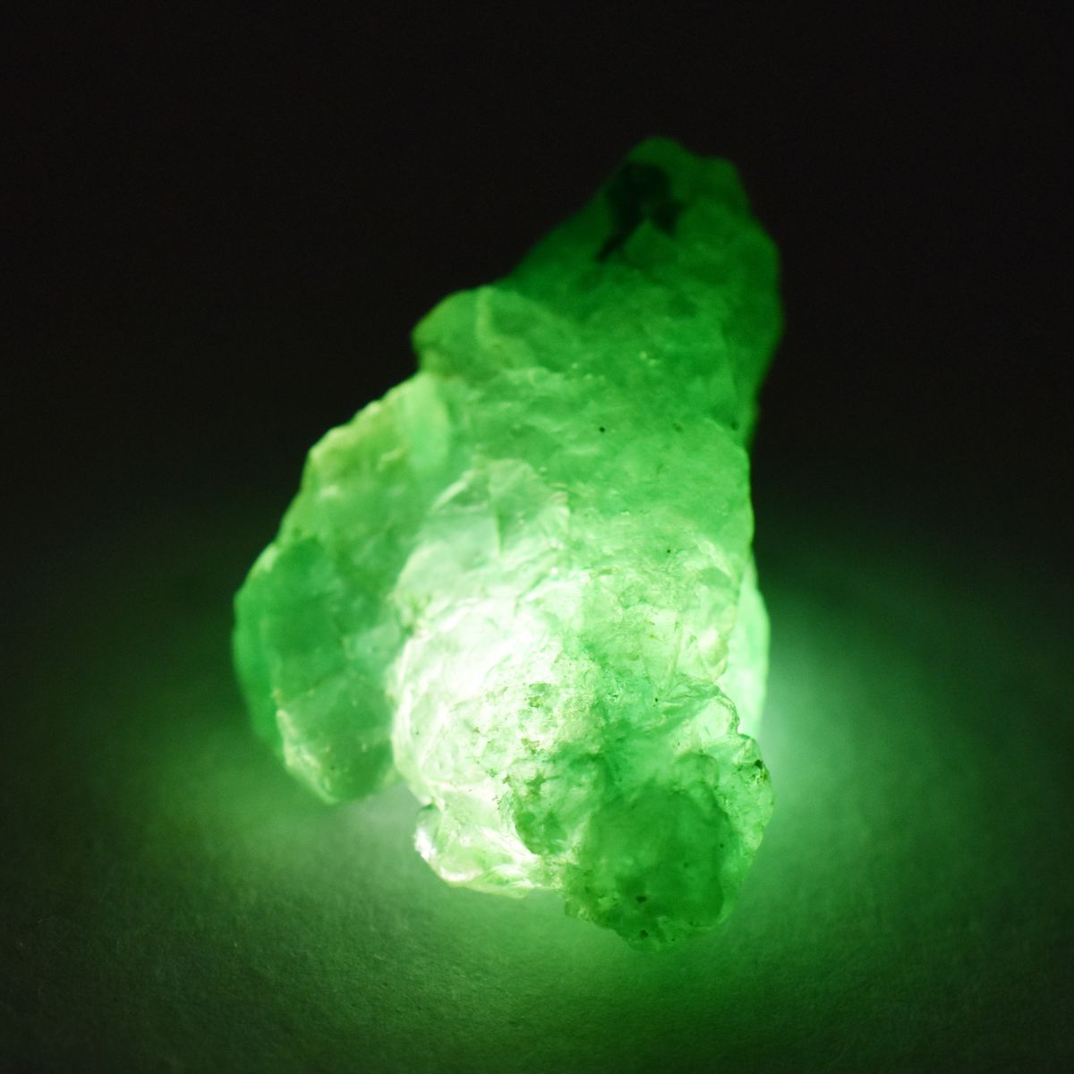 Natural Emerald 38.65 Ct Huge Rough Earth Mined CERTIFIED Green Loose Gemstone