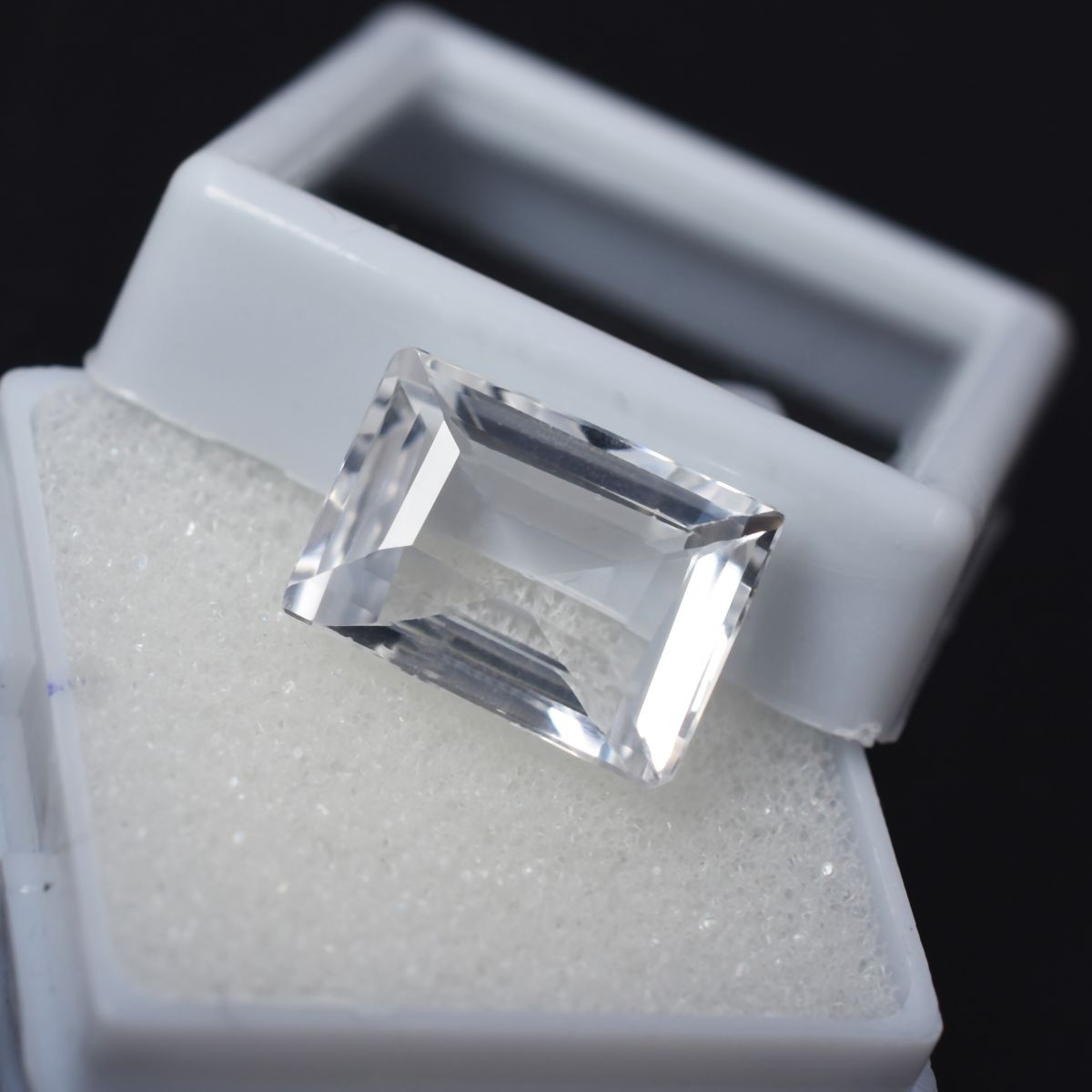 Ring Size Natural 11.75 Ct White Sapphire Emerald Cut CERTIFIED Loose Gemstone