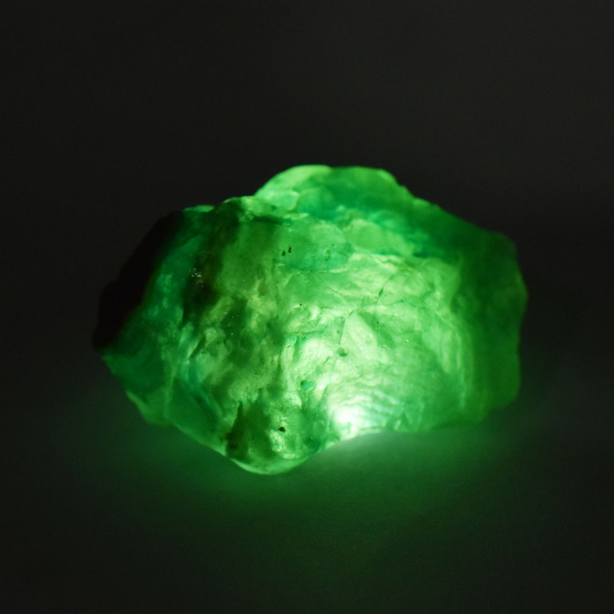 Natural Emerald Huge Rough 143.56 Ct Earth Mined Certified Green Loose Gemstone