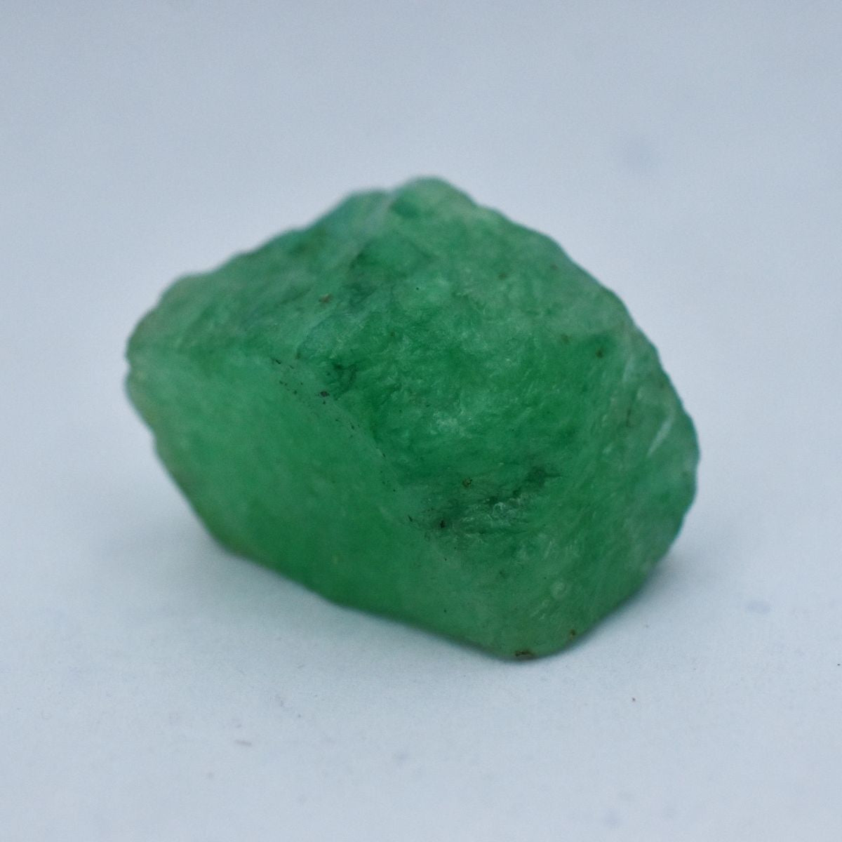 Natural Emerald Huge Rough 122.40 Ct Earth Mined Certified Green Loose Gemstone