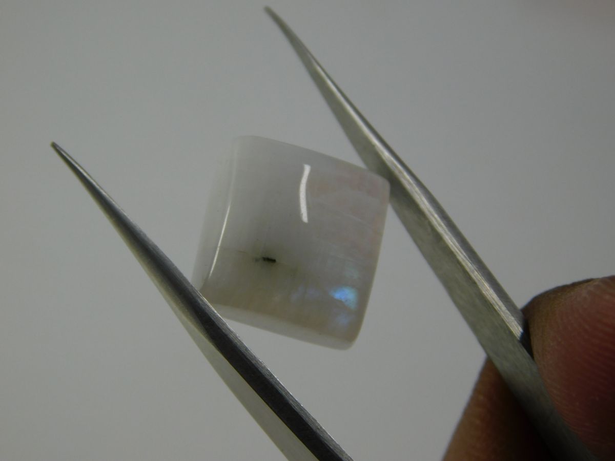 Natural Moonstone Cabochon Shape 7.23 Ct Certified Ring Size Loose Gemstones
