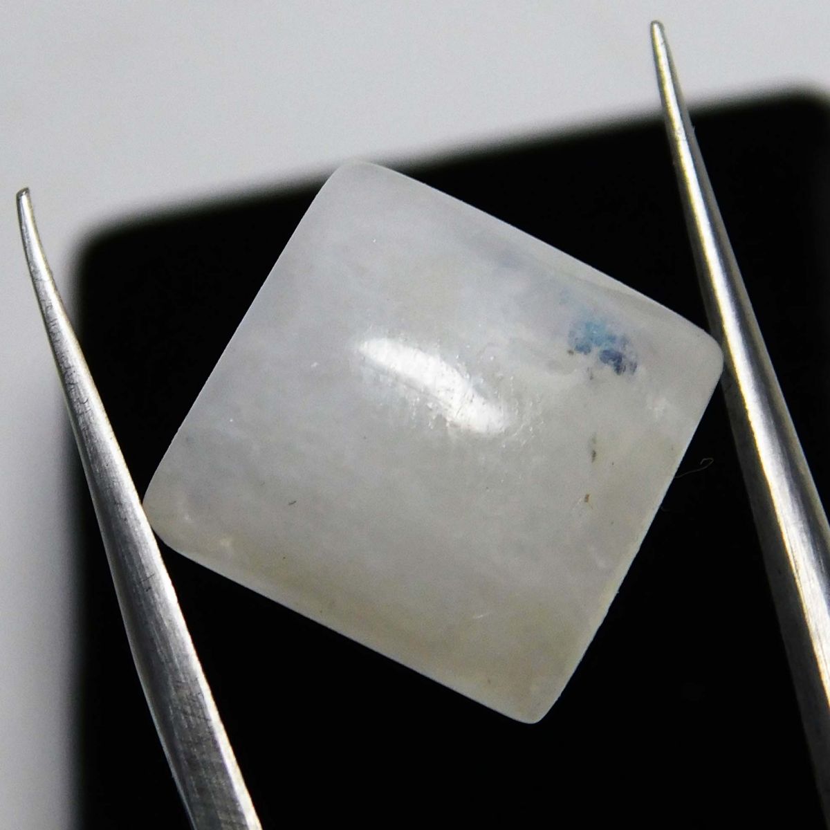 6.05 Carat CERTIFIED Loose Gemstone Natural Moonstone Excellent Cut Cabochon