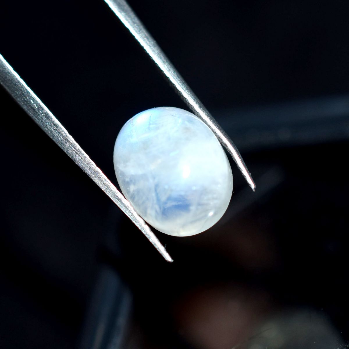 CERTIFIED 3.70 Ct Natural Amazing white Moonstone Oval Shape Loose Gemstone
