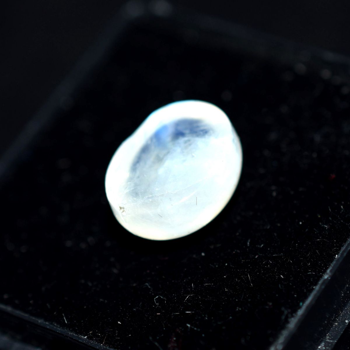 CERTIFIED 3.70 Ct Natural Amazing white Moonstone Oval Shape Loose Gemstone