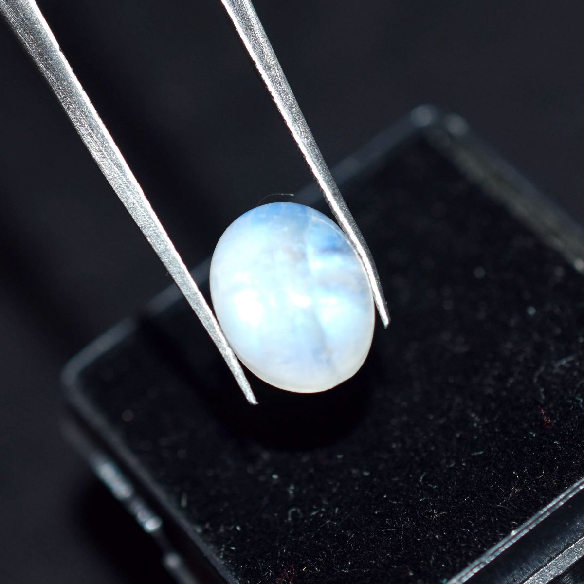 2.20 Ct Natural CERTIFIED Amazing white Moonstone Oval Shape Loose Gemstone