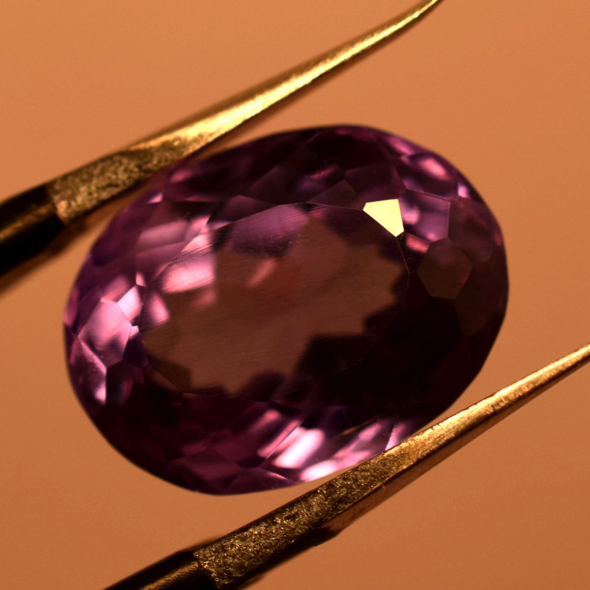 Natural Alexandrite Oval Shape Color-Change 9.45 Ct CERTIFIED Loose Gemstone