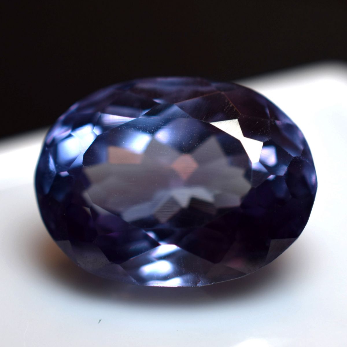 Natural Alexandrite Oval Shape Color-Change 9.45 Ct CERTIFIED Loose Gemstone