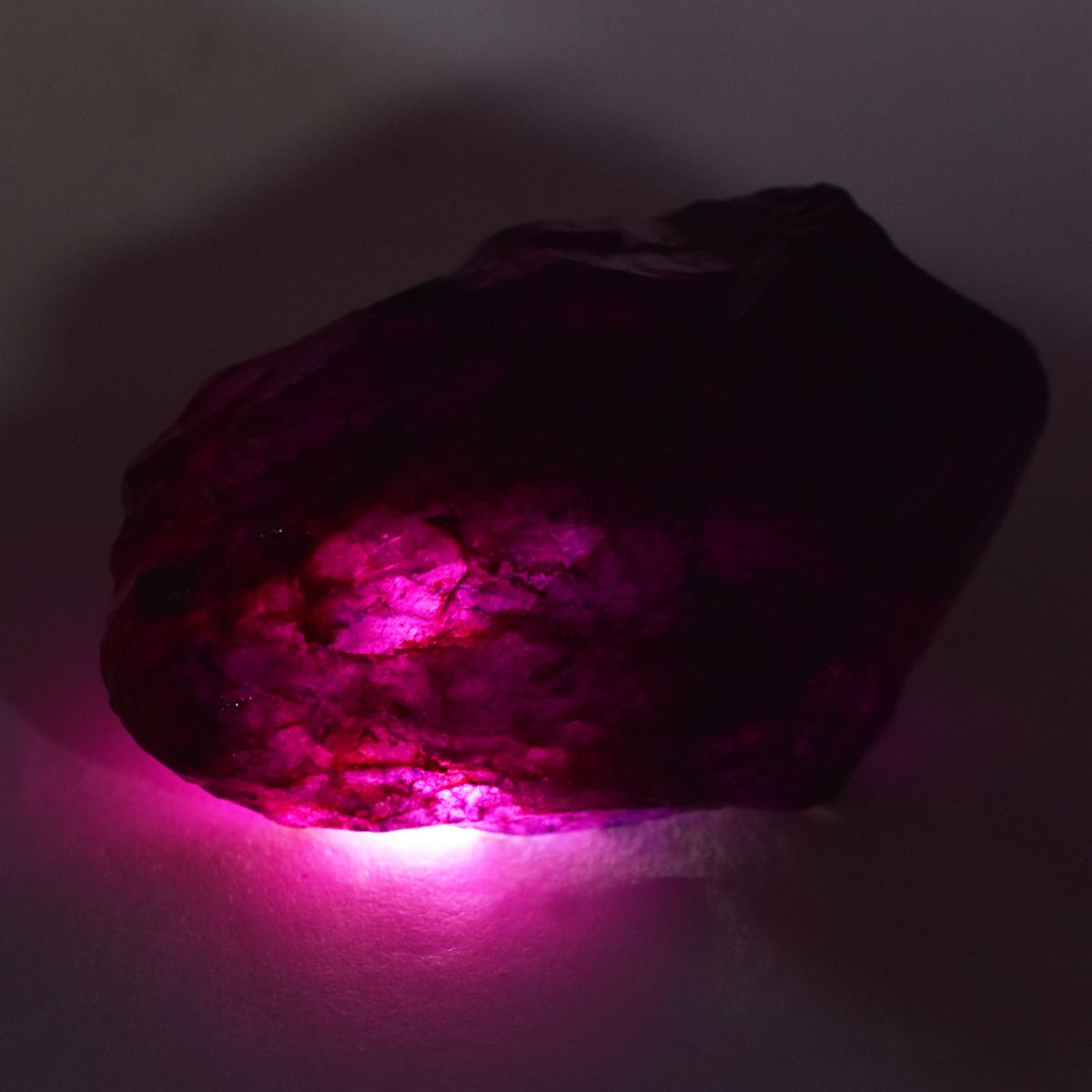 Natural UnCut 630.80 Ct Purple Tanzanite Raw Rough CERTIFIED Loose Gemstone