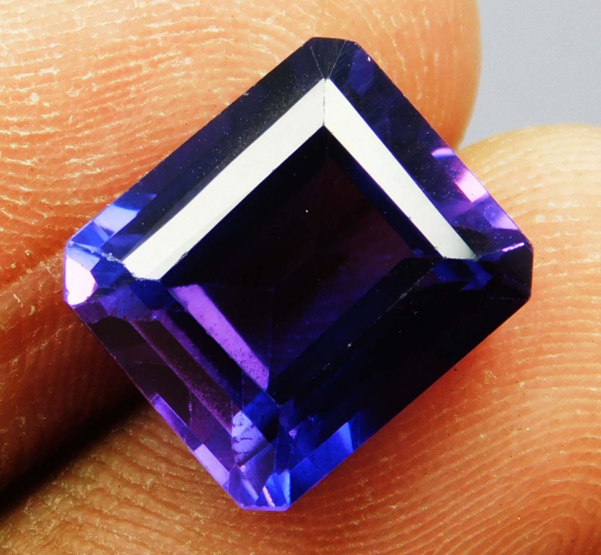 7 Carat Natural Purple Tanzanite Emerald Cut Loose Gemstone CERTIFIED