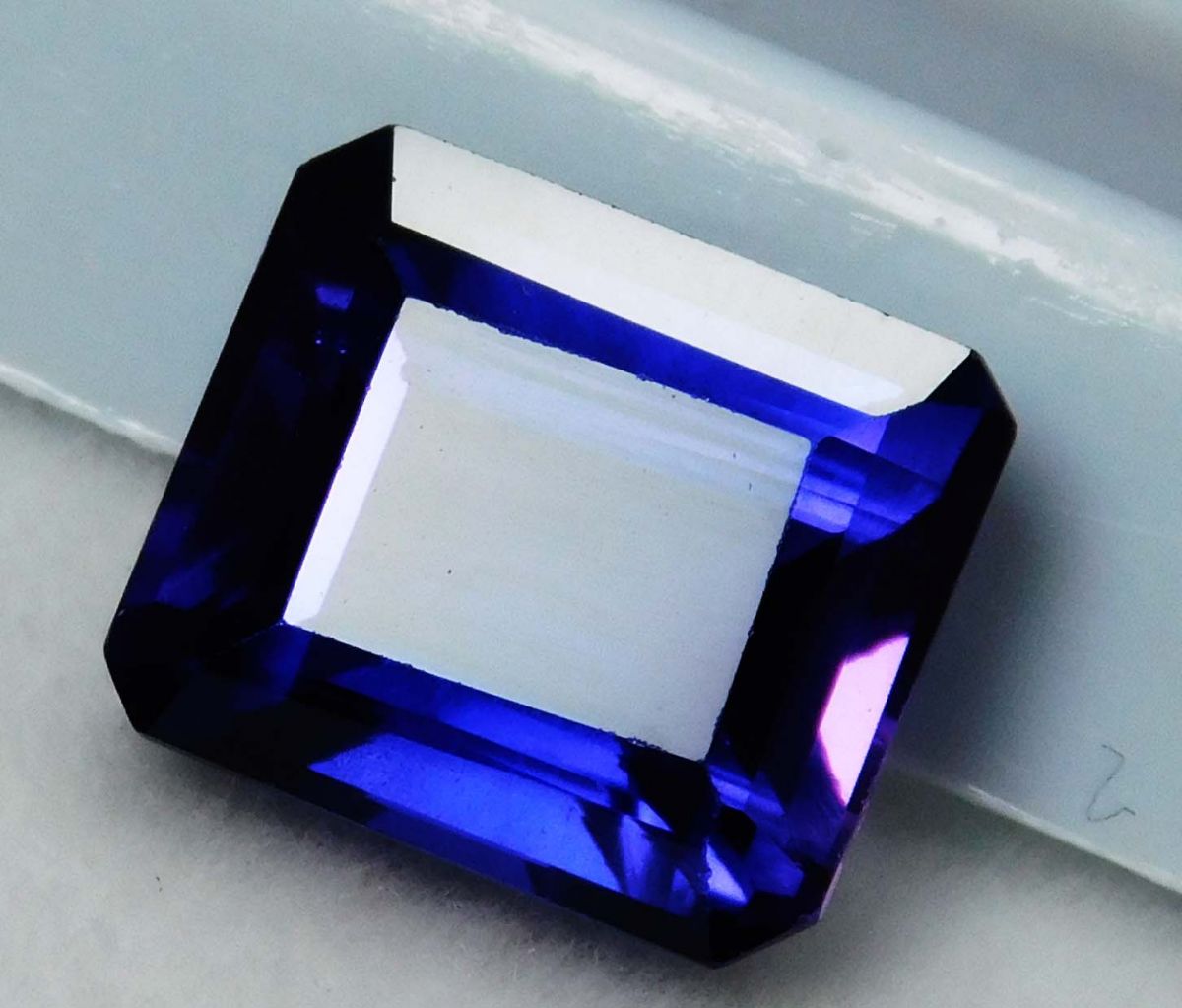 7 Carat Natural Purple Tanzanite Emerald Cut Loose Gemstone CERTIFIED