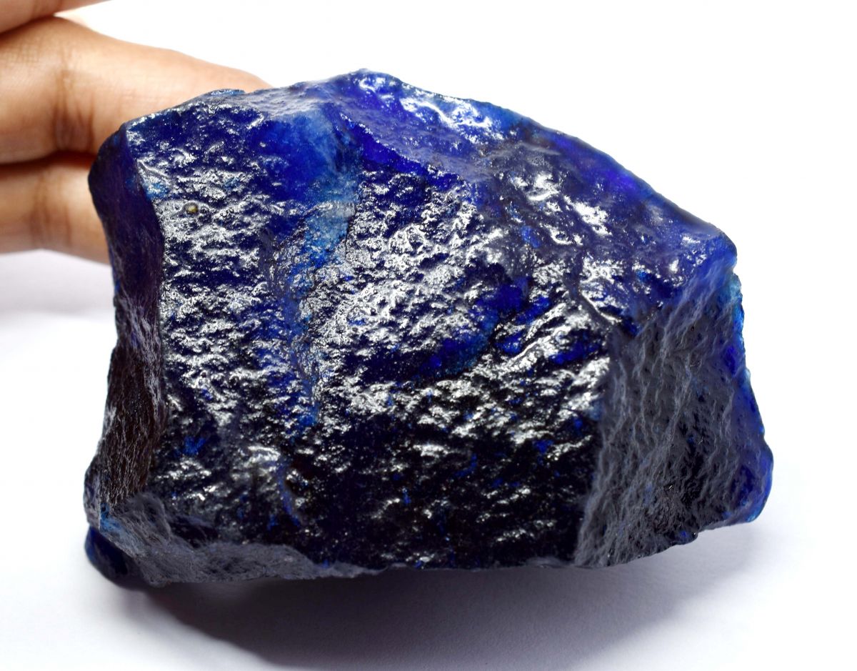 Blue Color 1062.50 Ct Natural Rough Tanzanite UnCut CERTIFIED Loose Gemstone.